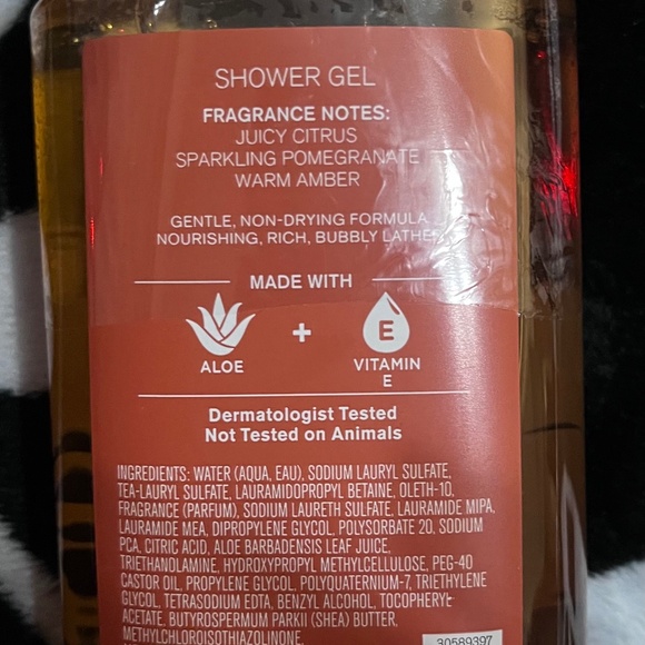 Bath and Body Works Golden Clementine & Amber body wash - Picture 2 of 2